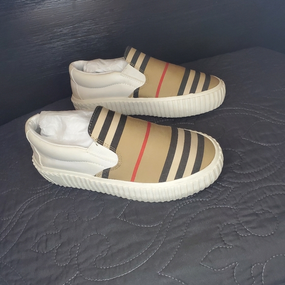 Burberry Kids slip on sneakers Size 31 US 13.5 - Picture 6 of 10